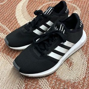 Womens Size 8.5 adidas shoes